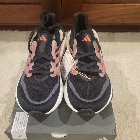 NIB Adidas Ultraboost Light Women's Running Shoes Black Size 6 Gym Workout - Picture 3 of 10